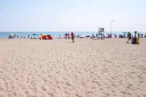I thought that the free beach in Rimini would be overcrowded, but it was a mistaken assumption