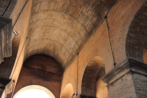 Height of the arches of the portico is incredible