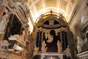 Tomb of Cardinal Domenico Pimentel by Gian Lorenzo Bernini is on the right