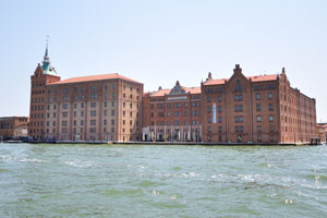 Hilton Molino Stucky Venice is a 5-star hotel