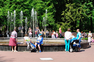 This fountain is located in front of the Gomel Palace