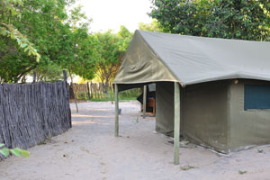 Motsebe Backpackers is situated 5km from the Maun city centre