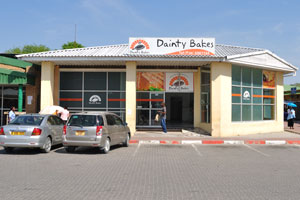 Dainty Bakes is a bakery in Maun