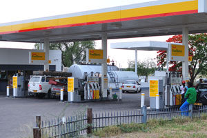 This petrol station is located between Mamuno Border Control and Maun