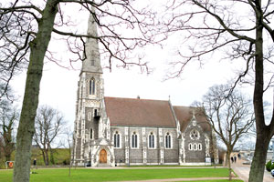 St. Alban's Church was built from 1885 to 1887 for the growing English congregation in the city