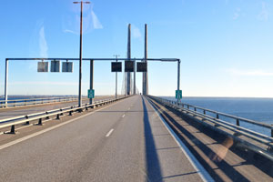 The Øresund Bridge runs nearly 8 kilometres (5 miles) from the Swedish coast to the artificial island Peberholm in the middle of the strait