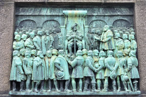 A monument in the centre of Bispetorv square was inaugurated on 6 June 1943