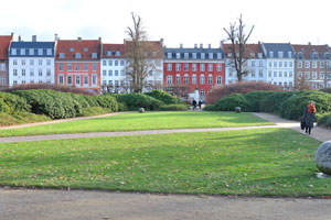 A view of Kronprinsessegade street from Rosenborg Castle Gardens
