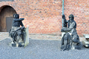 These black statues are situated on Søren Kierkegaards Plads