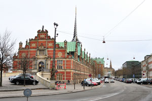 Børsen is the old stock exchange dates back to 1625 and is one of the oldest buildings in Copenhagen
