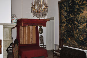 One more tapestry is hanging near the bed in Kronborg castle