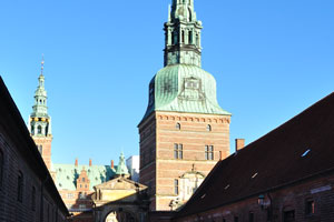 After a serious fire in 1859, Frederiksborg Castle was rebuilt on the basis of old plans and paintings