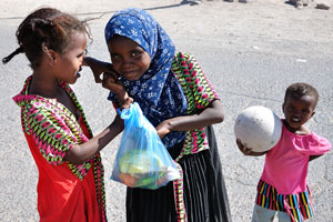 Little girls in the Dikhil town