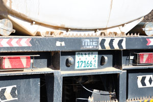 Fuel truck with an Ethiopian registration plate ET 17166