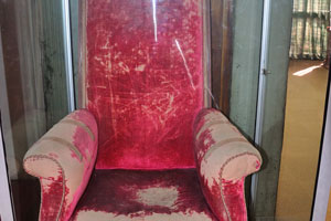 Empress Menen's Chair