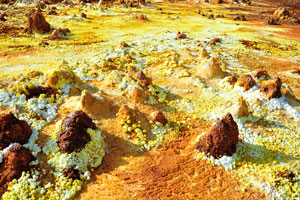 This spectacular environment was created by the nature with the help of sulphur and salt formations