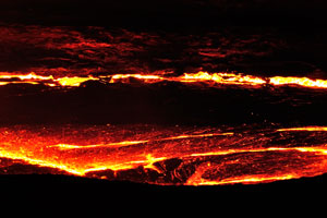 Lava lake in the time of high activity, few minutes before the next eruption