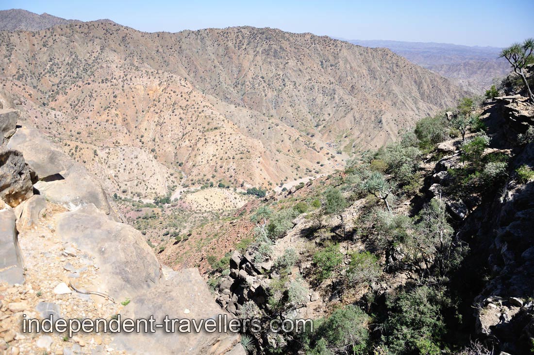 View from the mountain where we had the lunch on our way from Mekelle to the Danakil Depression