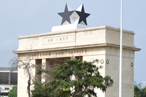 The square boasts two monuments: the Independence Arch and the Black Star Monument