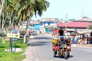 This road goes to the Elmina town