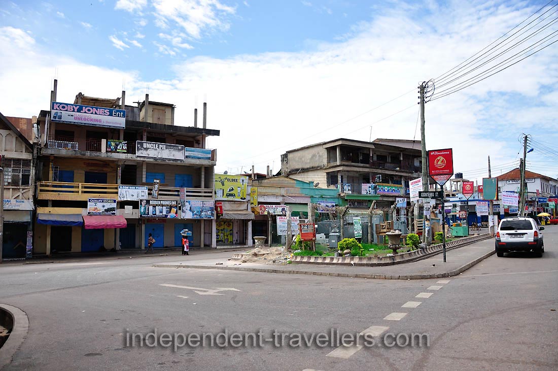 Adontenmu street