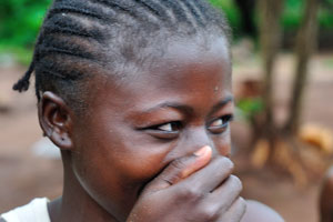 I met this funny female banana hawker somewhere on the road from Mole National Park to Kumasi