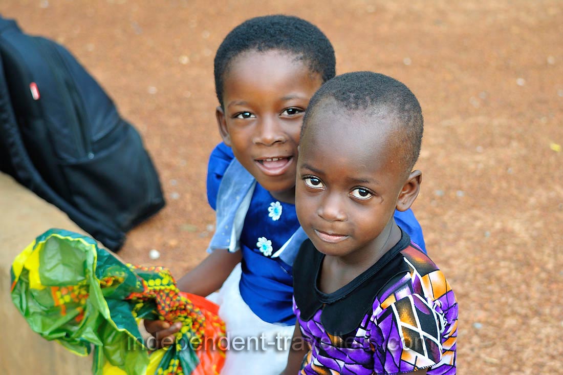 Little African girls have amusing faces