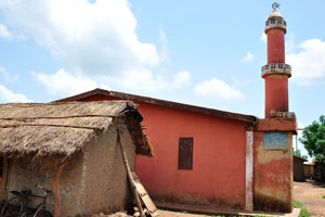 Mosque is in the village of Bonakye