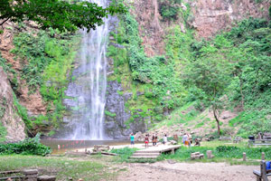 A truly mind blowing experience, the whole area of Wli waterfalls is awesome!
