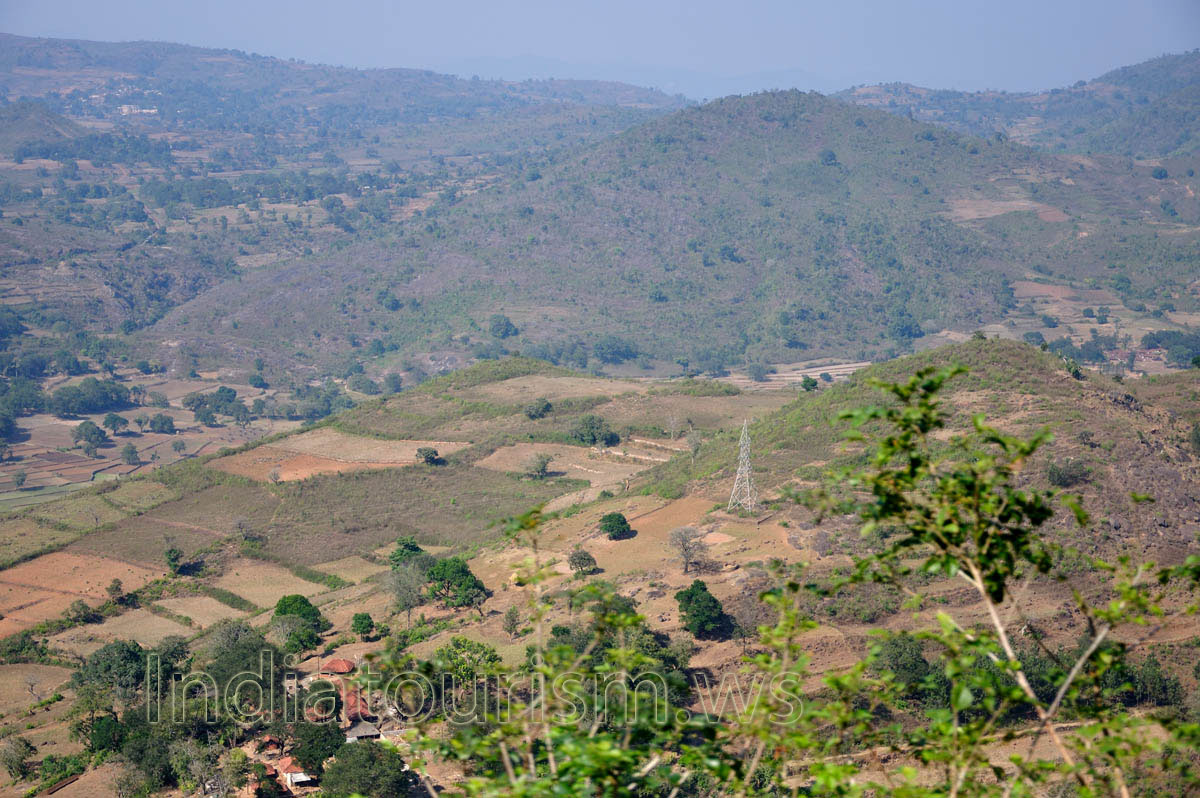view of the valley from the bus on the back way