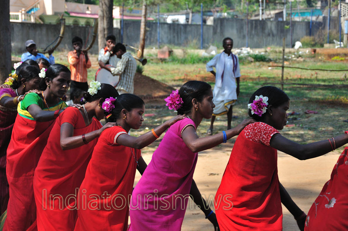 pink and white bows adorn women's heads