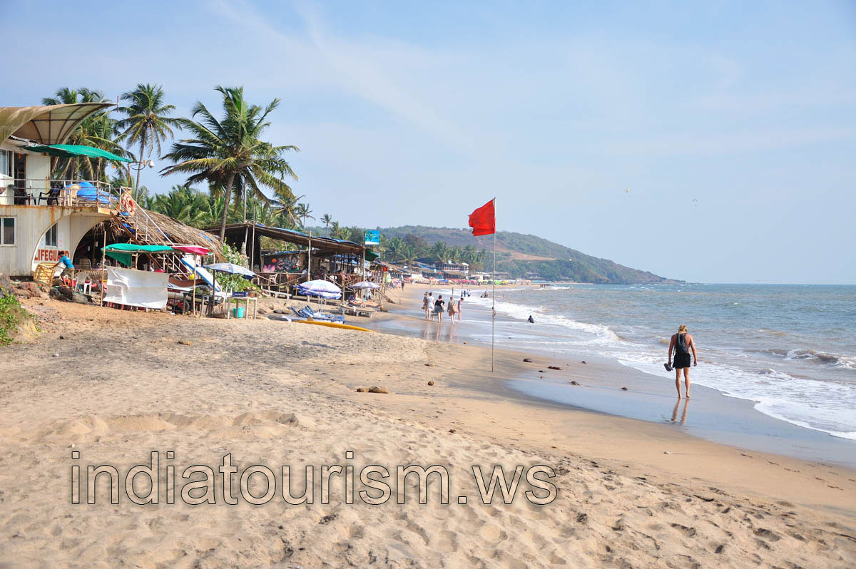 Red flag was set near the Lifeguard tower