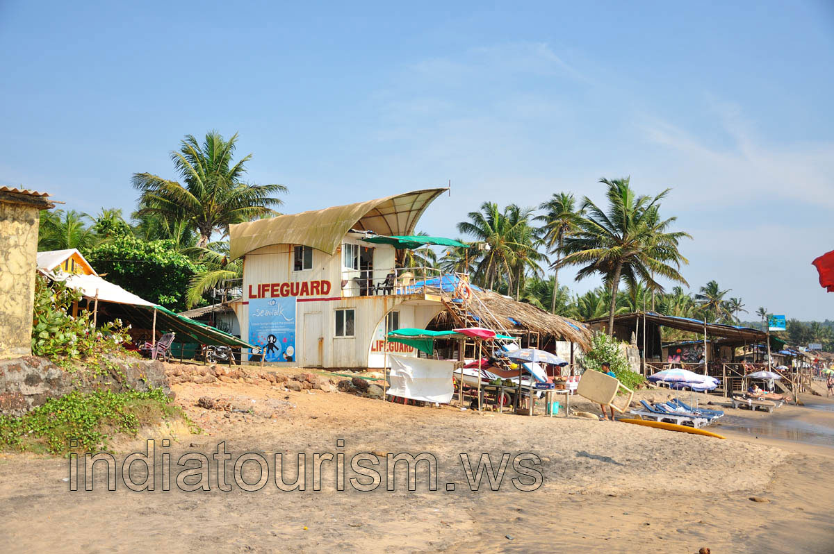 Lifeguard tower