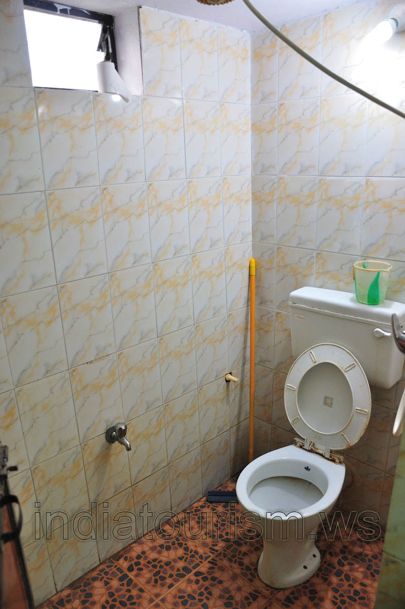 Noah's Ark guest house, the toilet