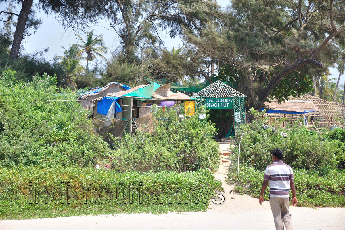 Jai Gurudev beach hut