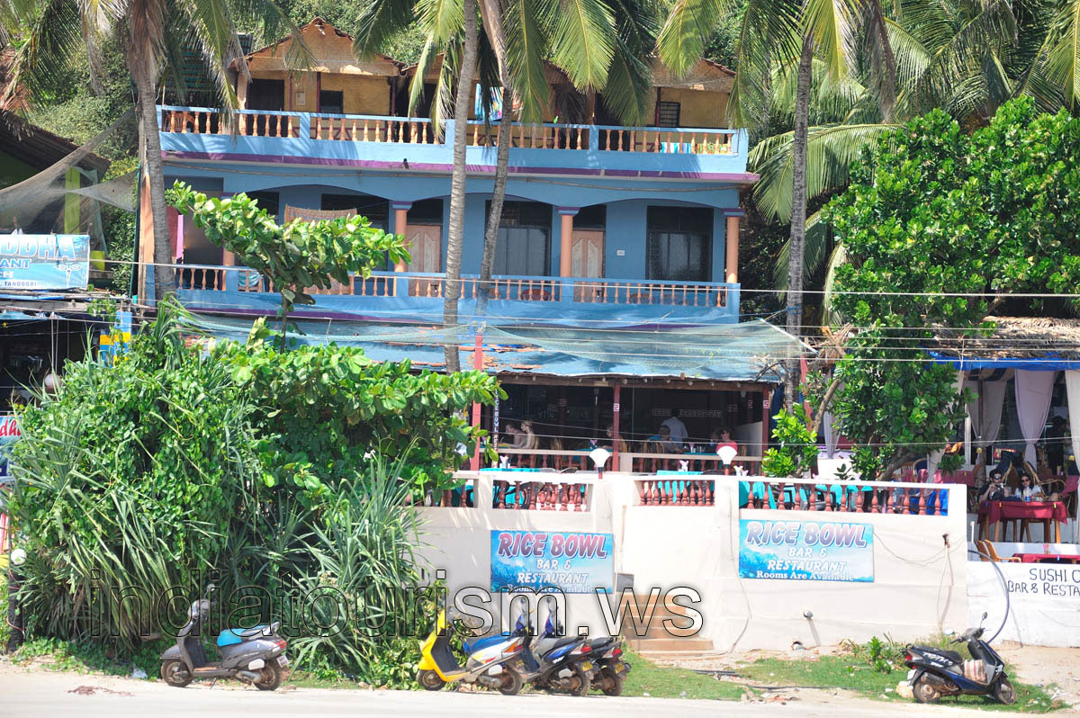 Rice Bowl bar & restaurant