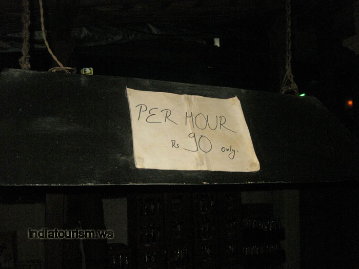 billiards in Rice Bowl costs 90 rupees per hour