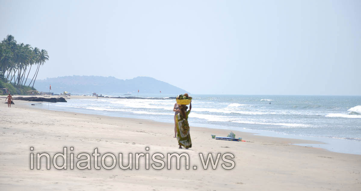 south view from the Ashvem beach