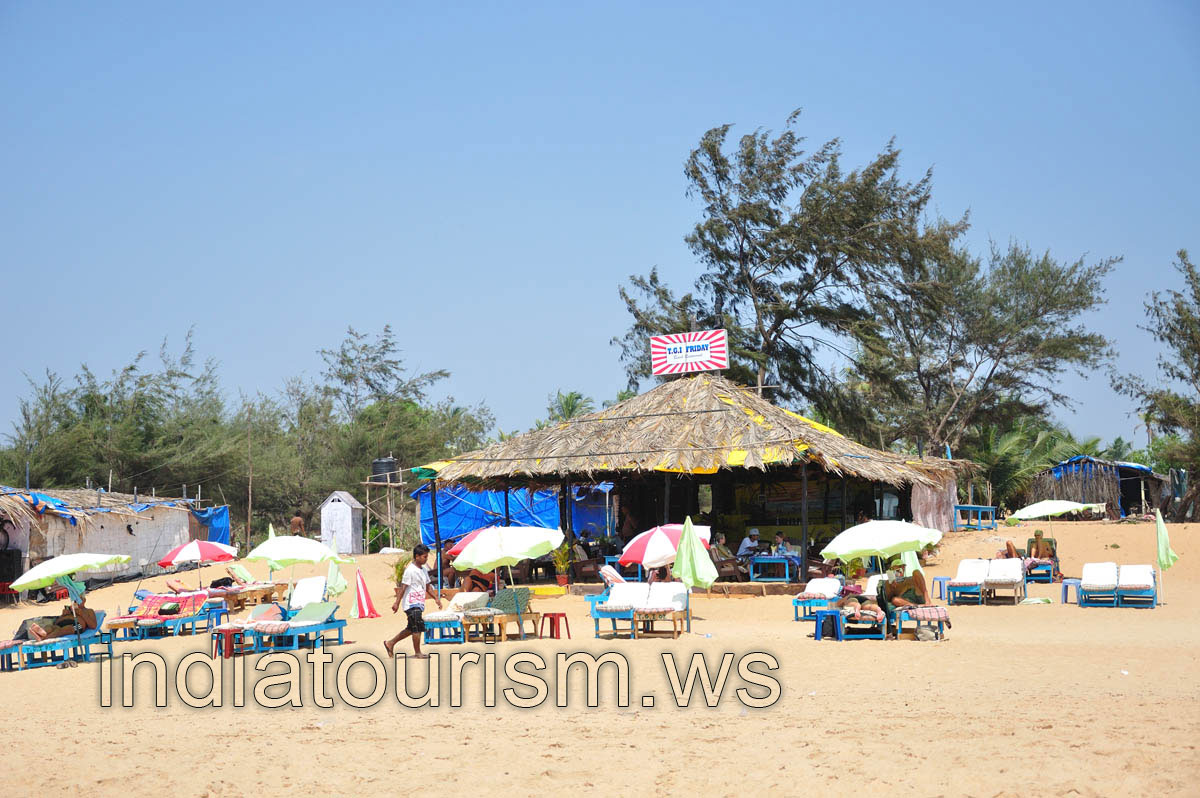 T.G.I Friday beach restaurant