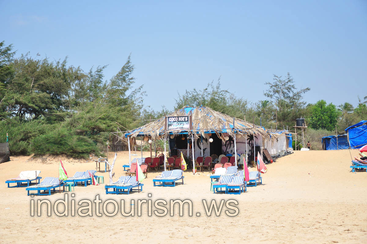 Coco Joe's beach bar & restaurant