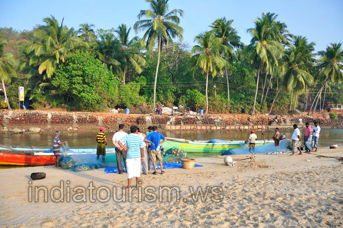 Fishermen have returned from the fishing