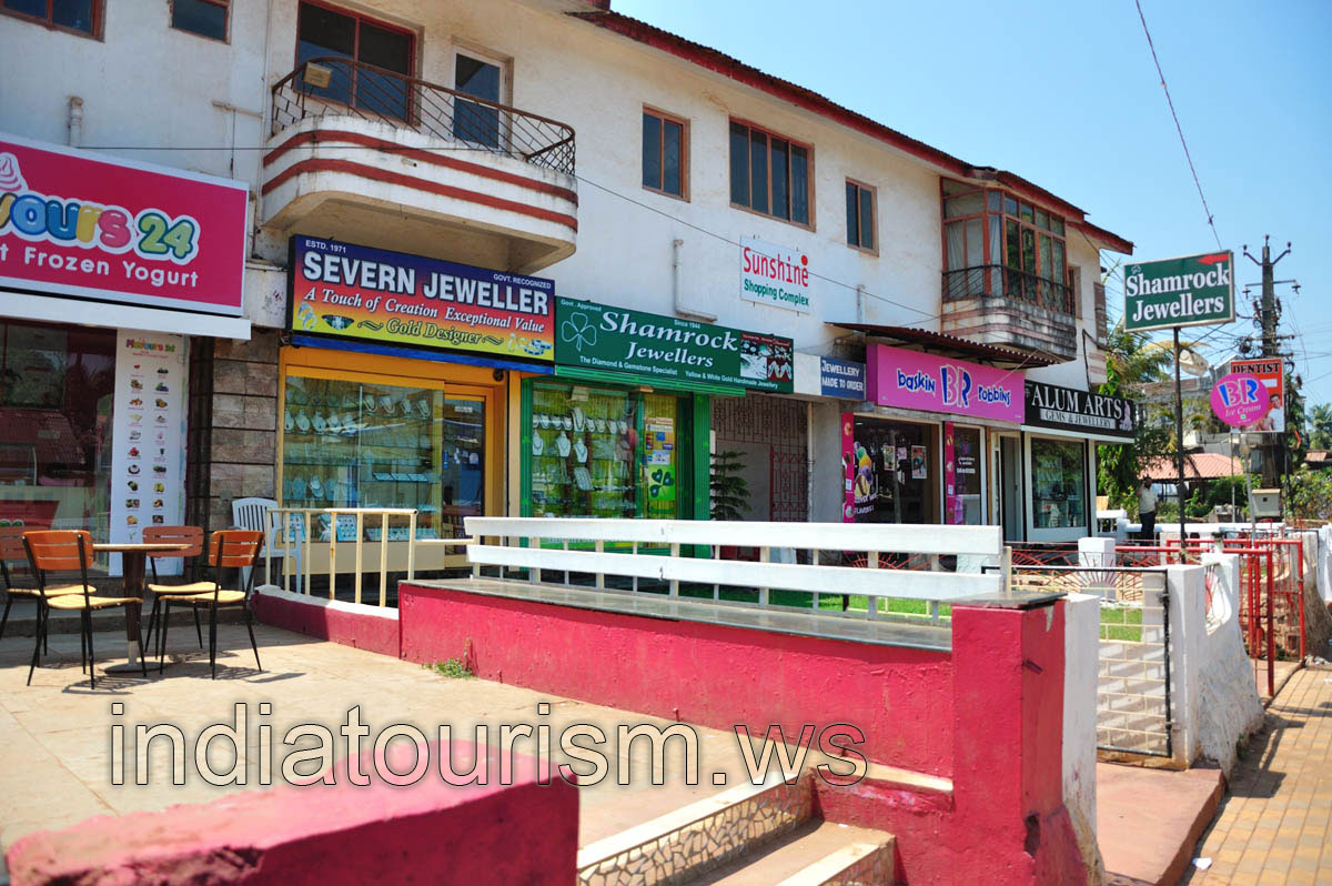 Severn jeweller and Shamrock jewellers, baskin robbins