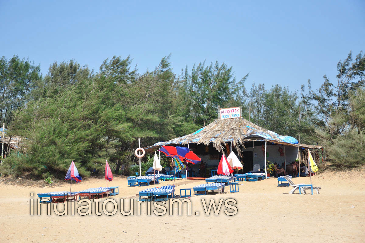 Alles Klar beach shack