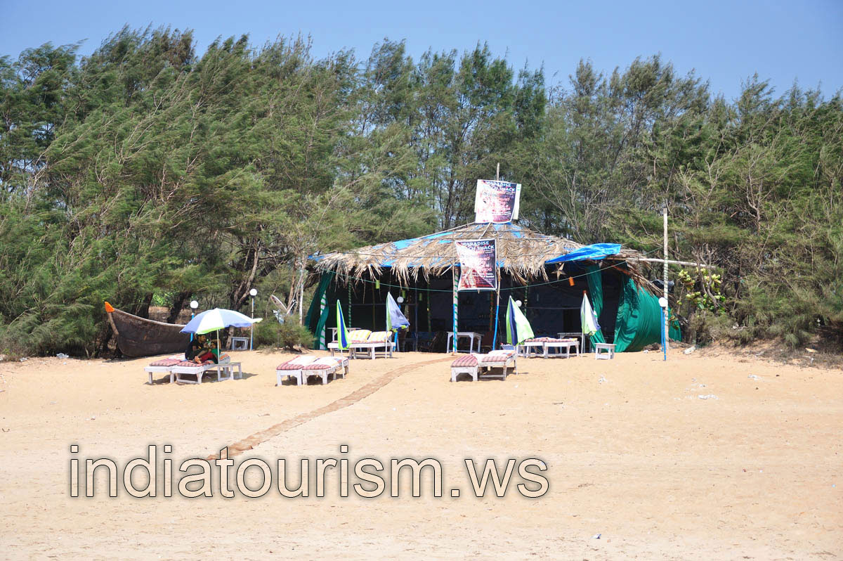 Paradise beach shack