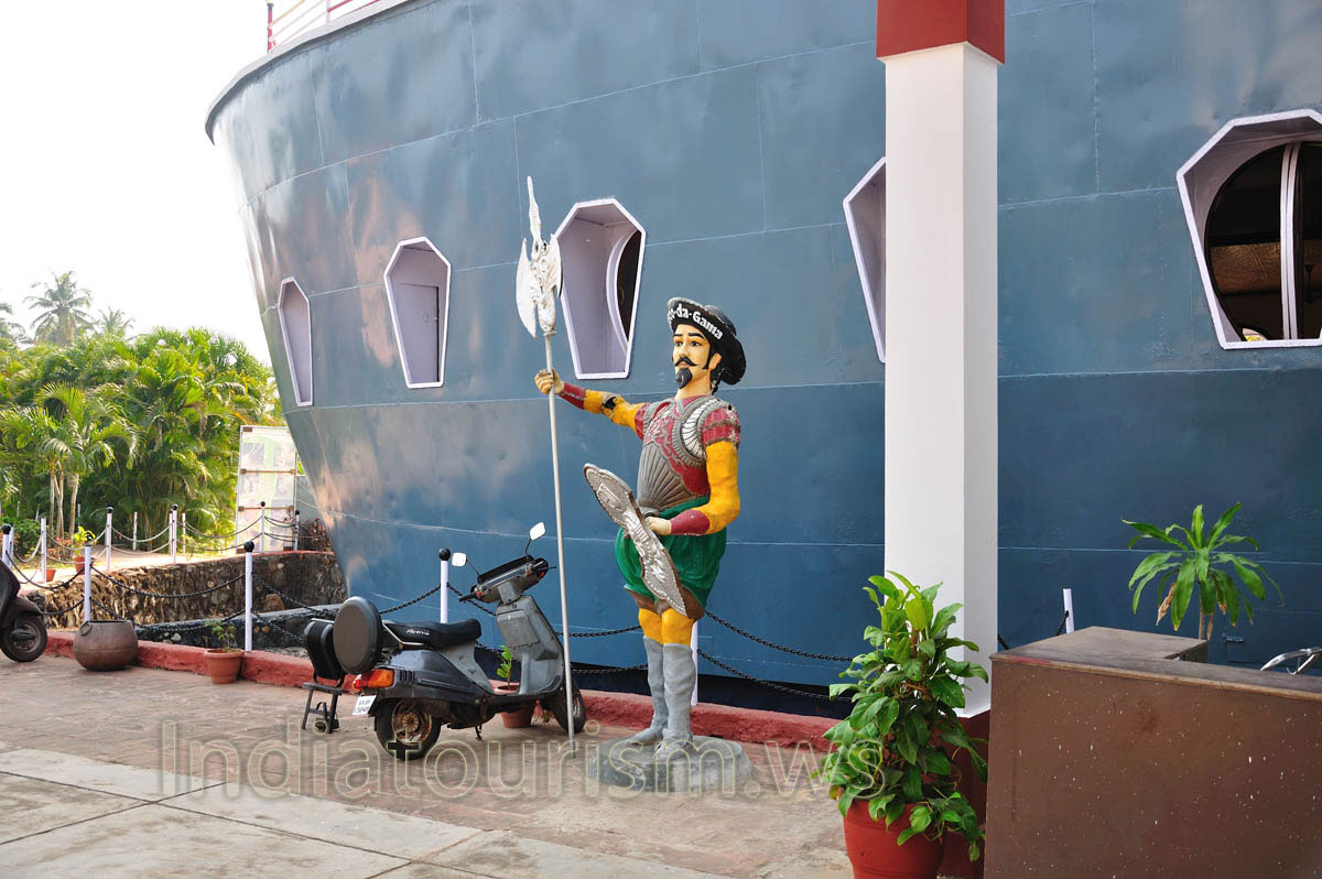 The Byke Old Anchor: Vasco da Gama statue