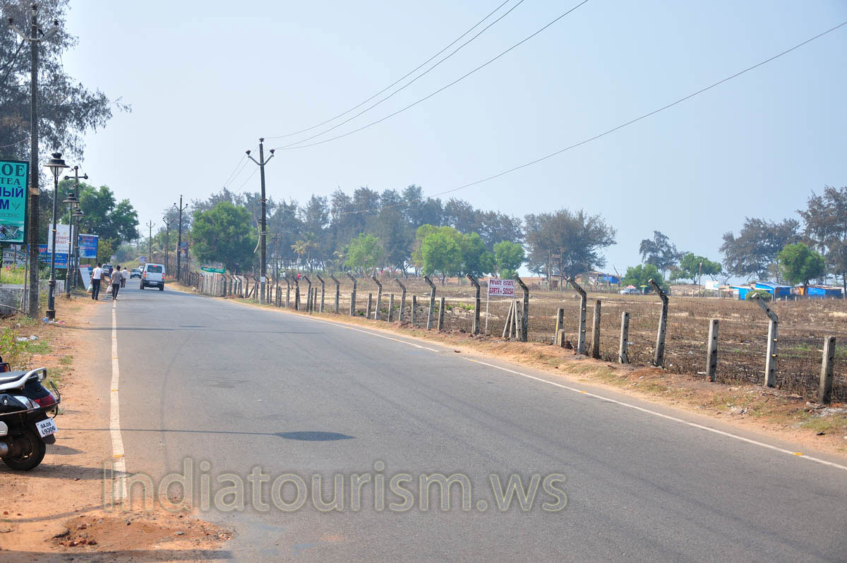 road to the Cavelossim beach
