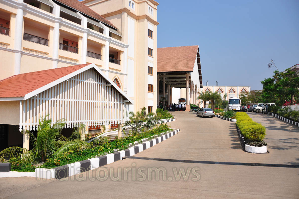 Radisson Blu Resort 5*