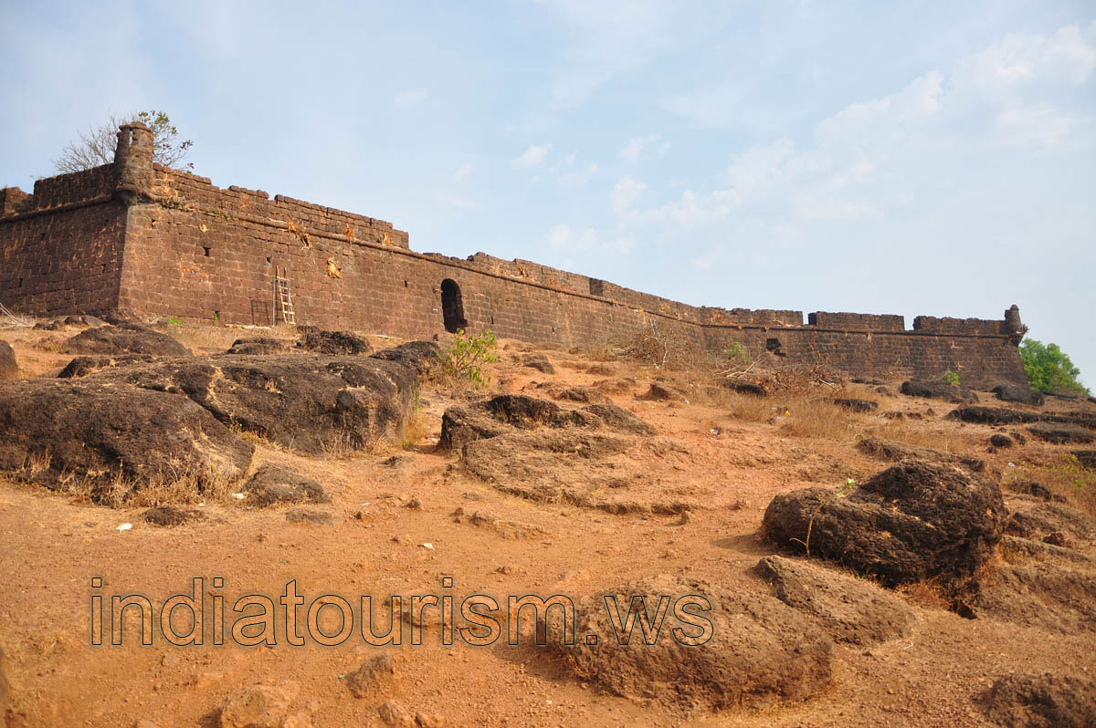 Stones before the entrance to the fort