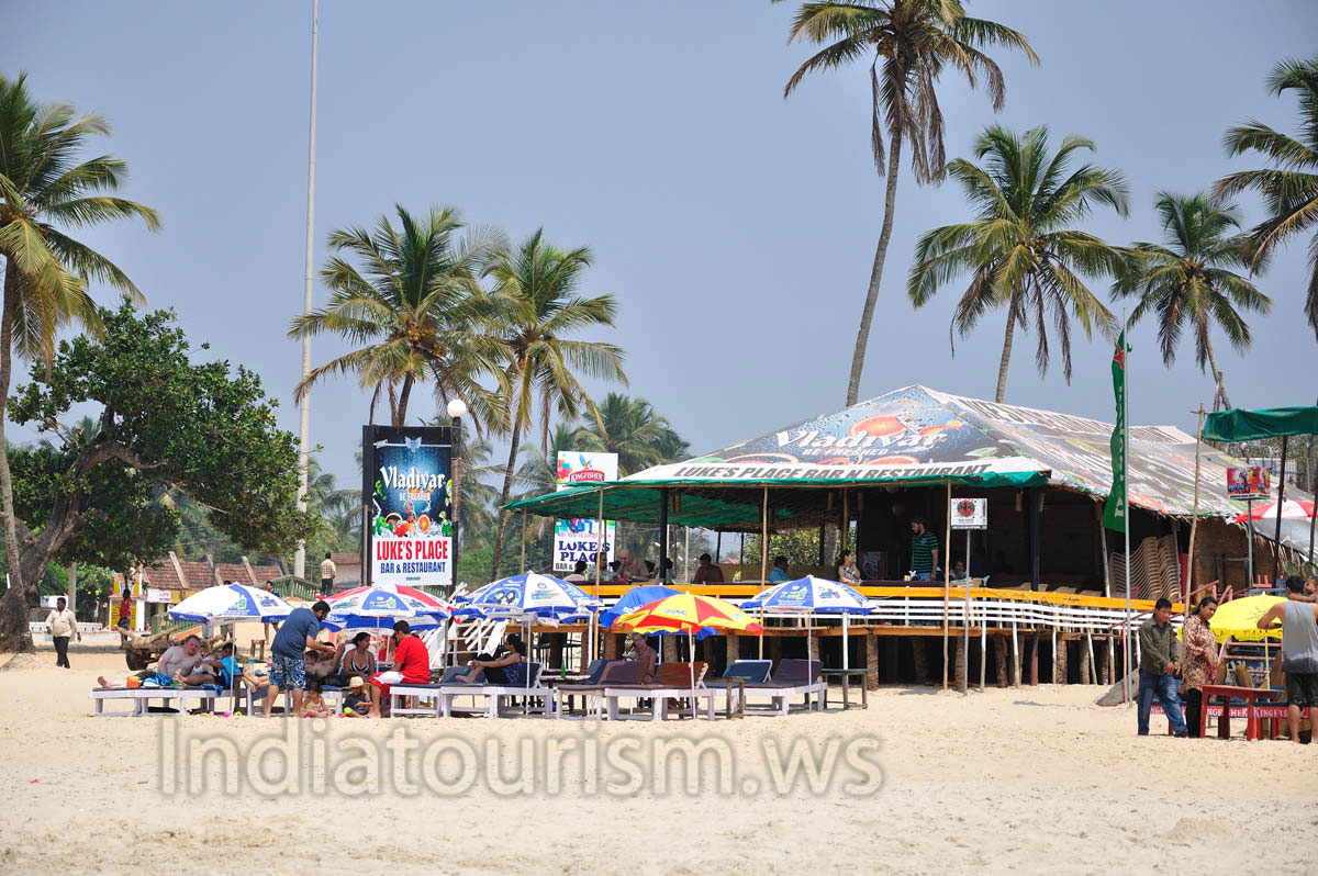 Luke's Place - Bar and Restaurant