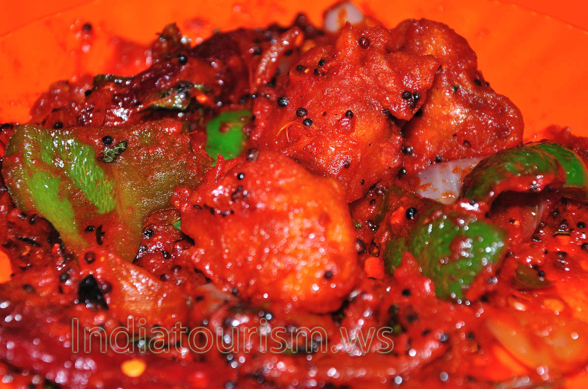 Krishna Palace (near New Fish Market): chicken 65